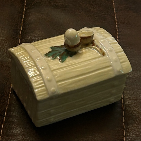 Belleek Other - Vintage Belleek Acorn Lidded Box